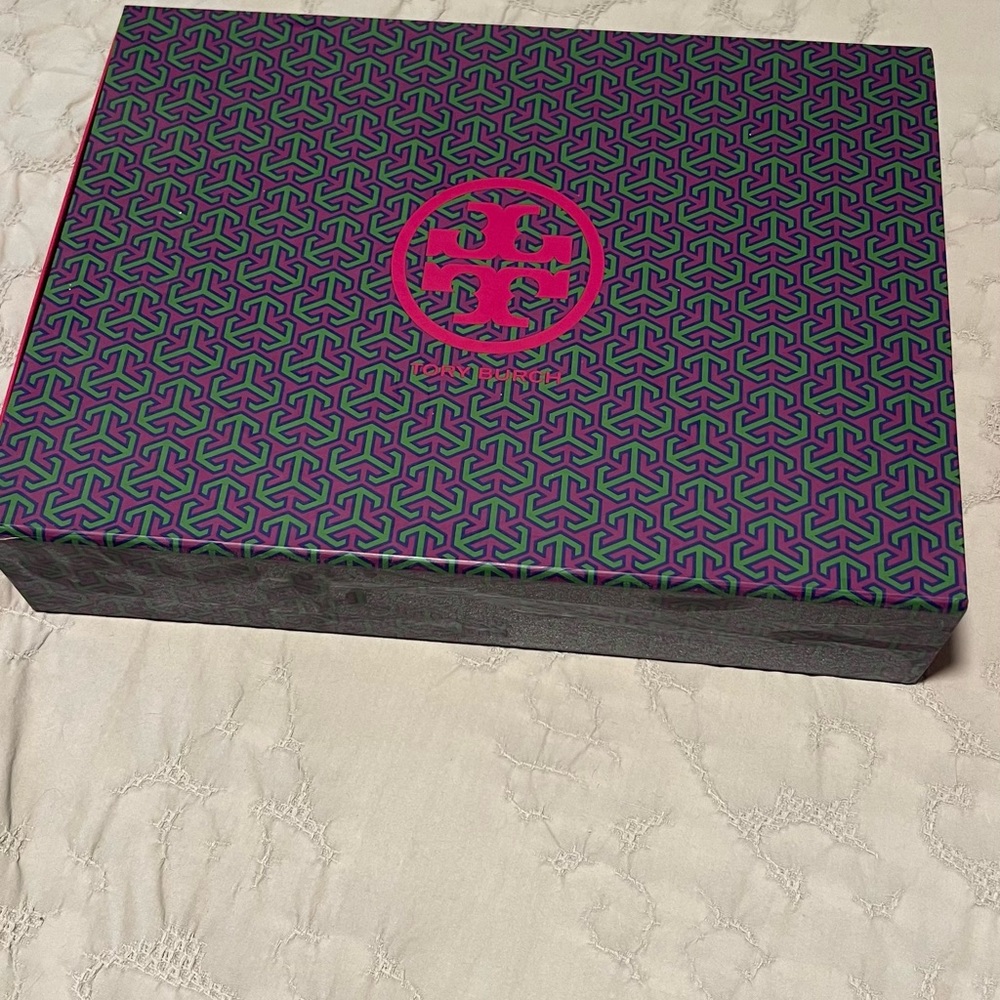 Tory Burch empty shirt box